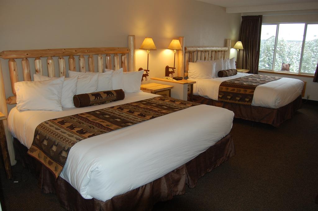 King Room Two King Beds