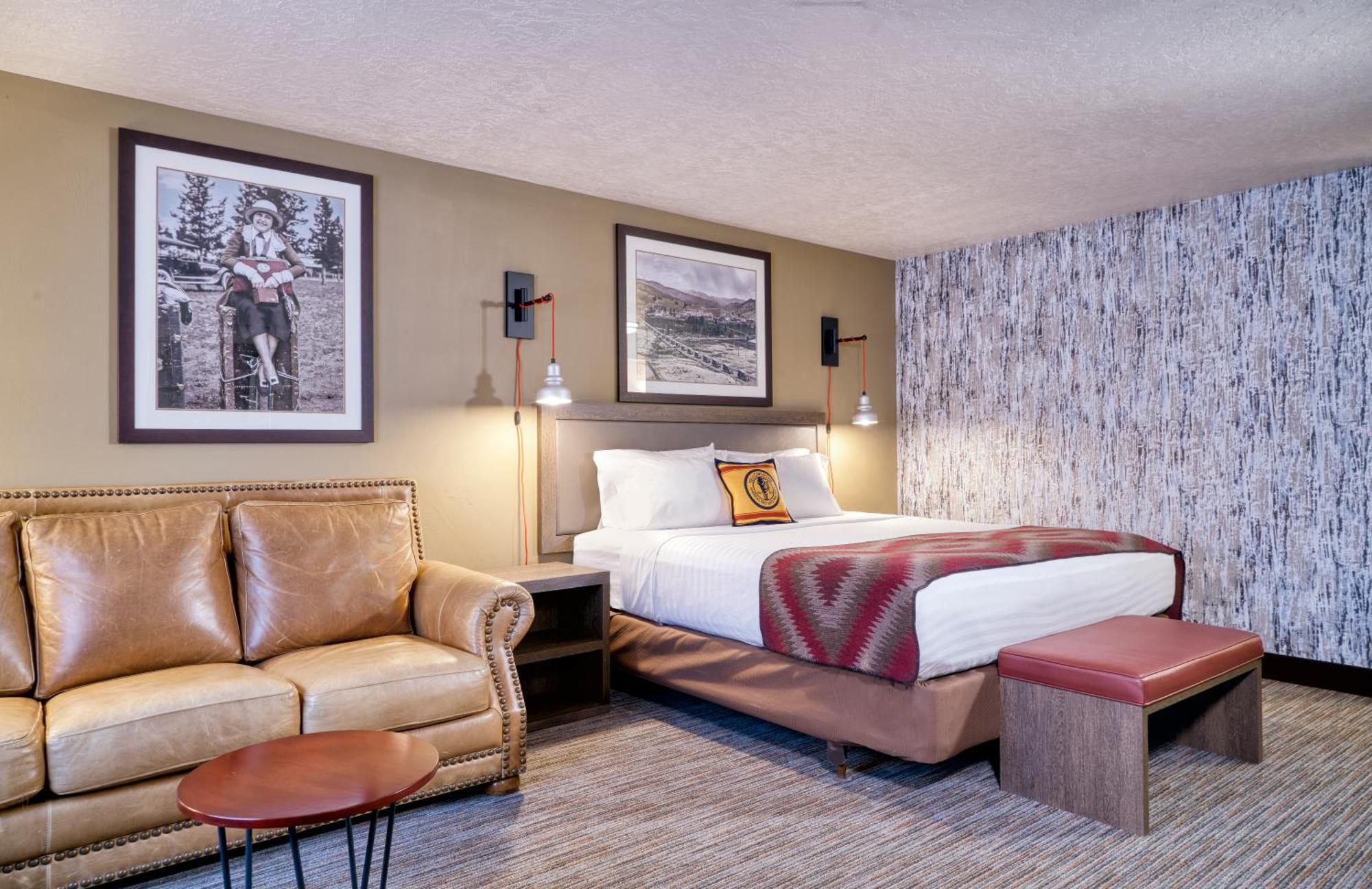 Deluxe King Room,1742670653:JPEG