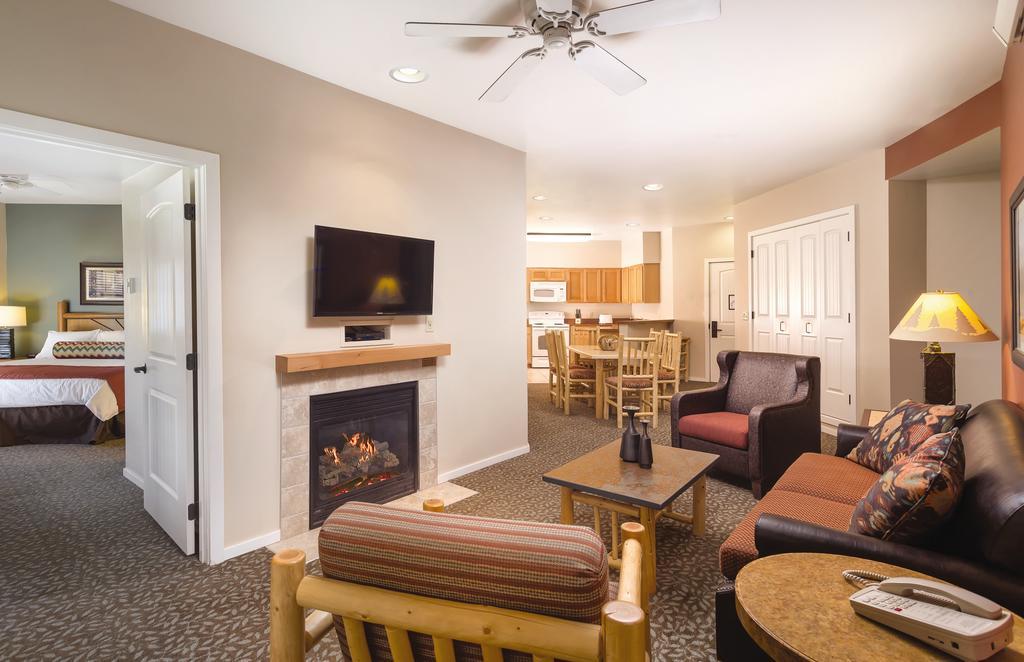 Two-Bedroom Apartment,1109539329:JPEG